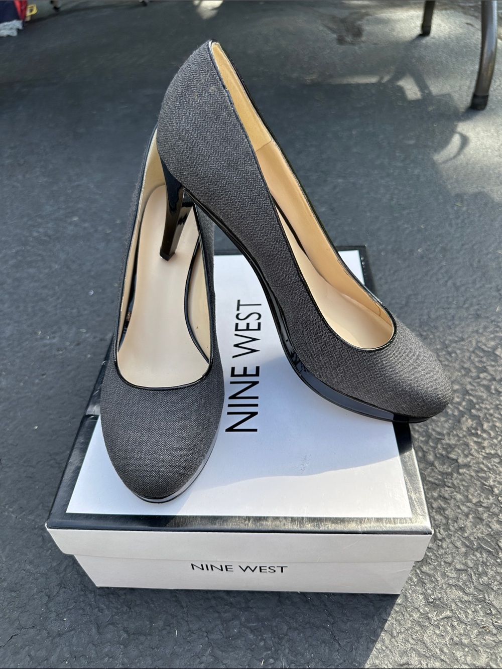 Nine West Charcoal Gray Pointed-Toe Fabric Pumps